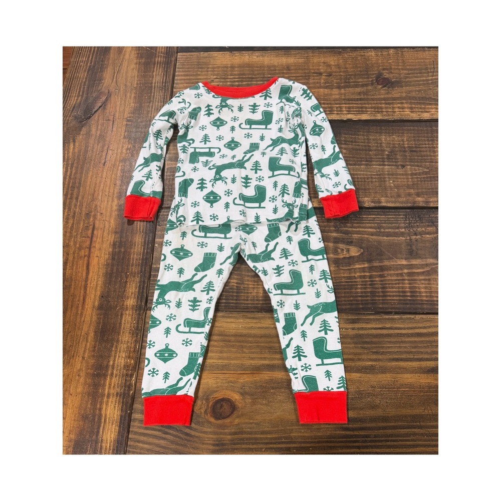 Carter's Pajama Set White Green Red Holiday Reindeer Sled Tree 2T